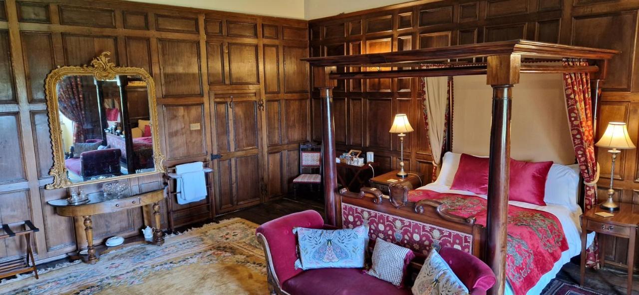 Braithwaite Hall Bed & Breakfast Middleham Dış mekan fotoğraf