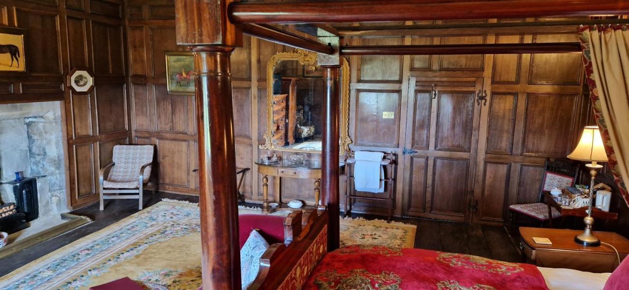 Braithwaite Hall Bed & Breakfast Middleham Dış mekan fotoğraf