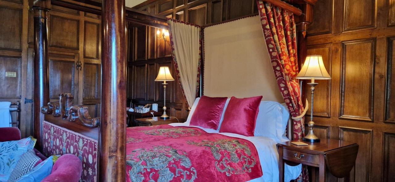 Braithwaite Hall Bed & Breakfast Middleham Dış mekan fotoğraf