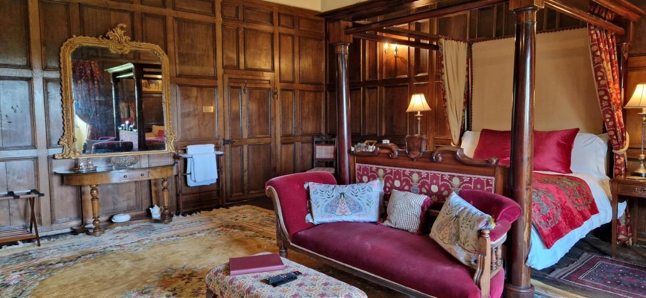Braithwaite Hall Bed & Breakfast Middleham Dış mekan fotoğraf
