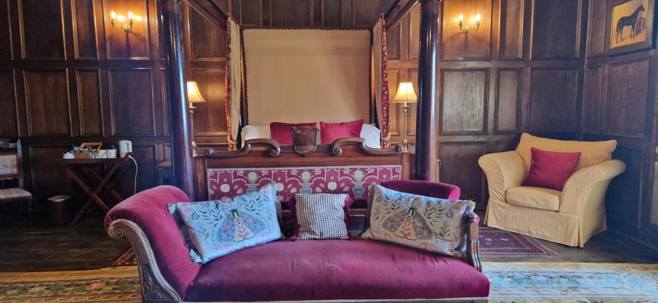 Braithwaite Hall Bed & Breakfast Middleham Dış mekan fotoğraf